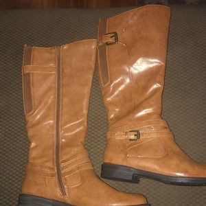 BareTraps BOOTS 7 1/2 Camel Color